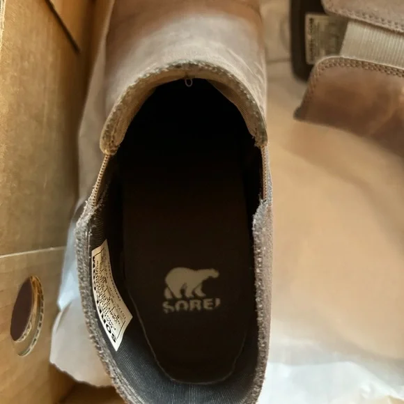 Sorel Gray Chelsea Rain Boots - Picture 4 of 6